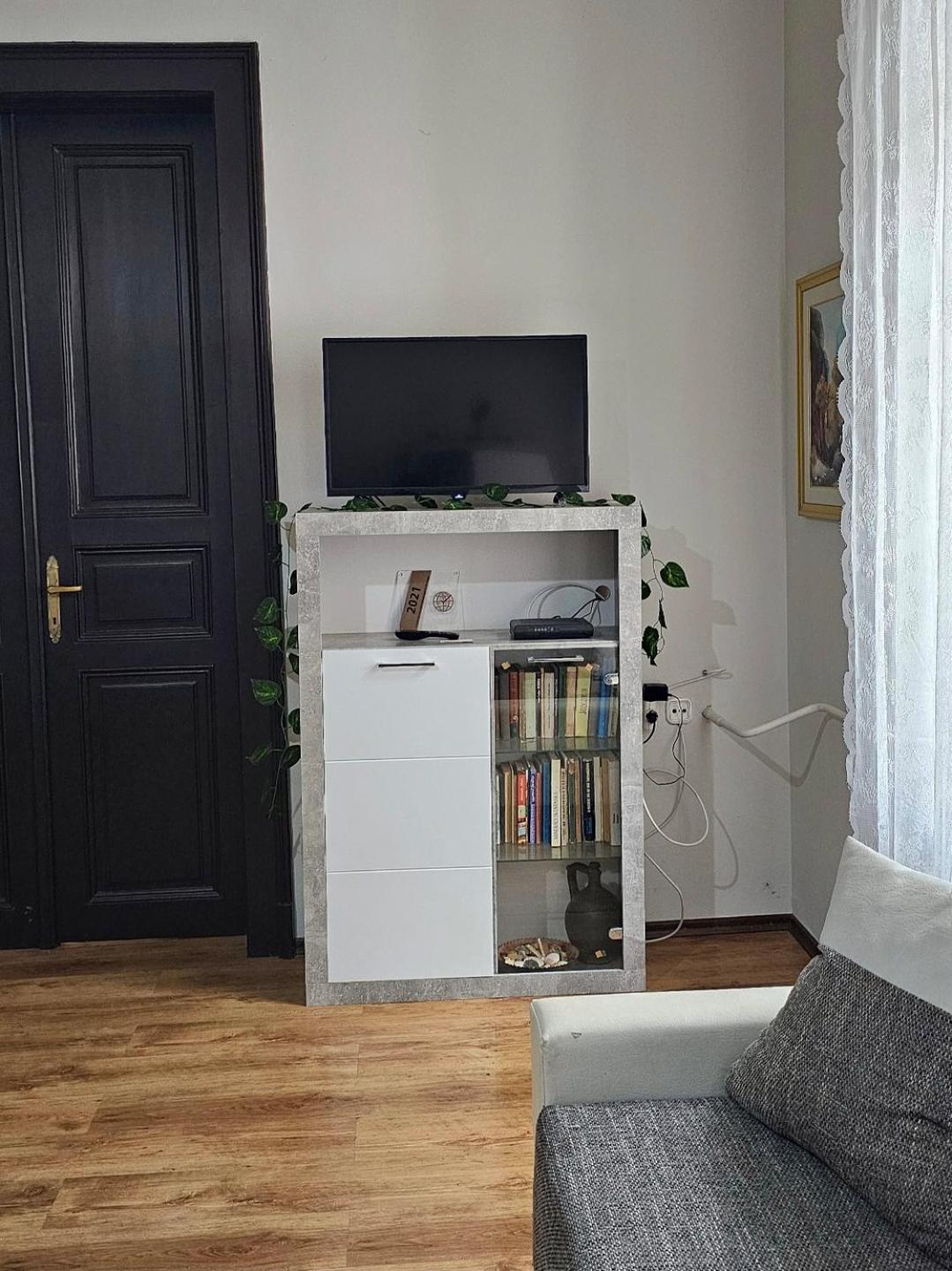 Artist Apartment